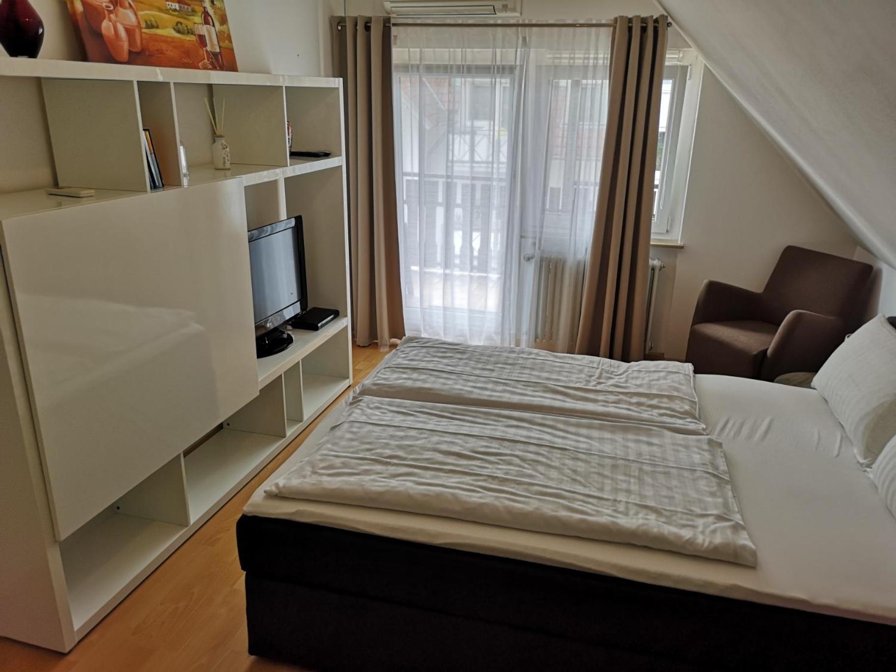 Tuniberg Restaurant Hotel Freiburg im Breisgau Dış mekan fotoğraf