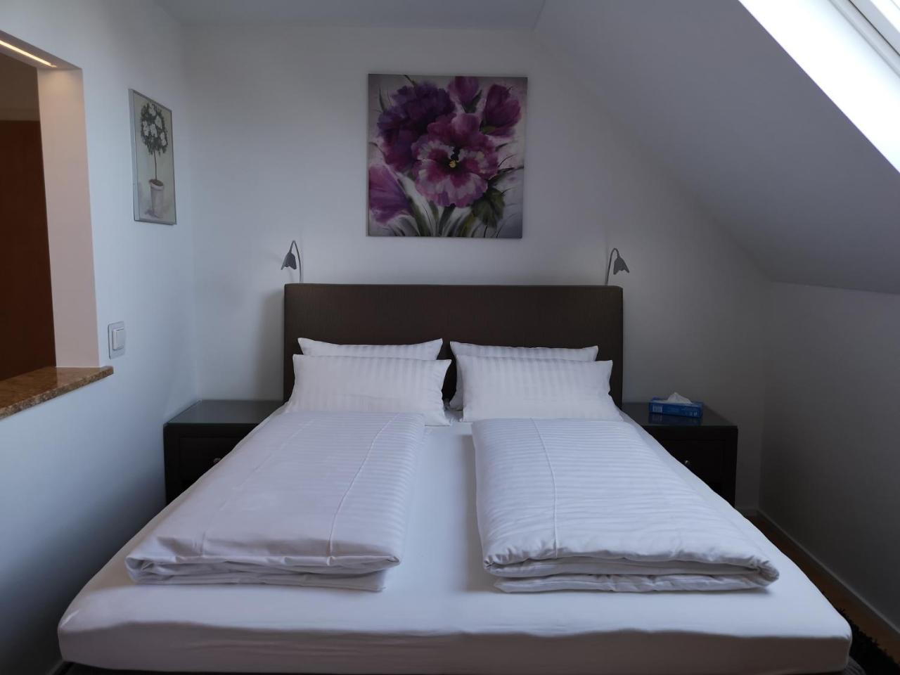 Tuniberg Restaurant Hotel Freiburg im Breisgau Dış mekan fotoğraf