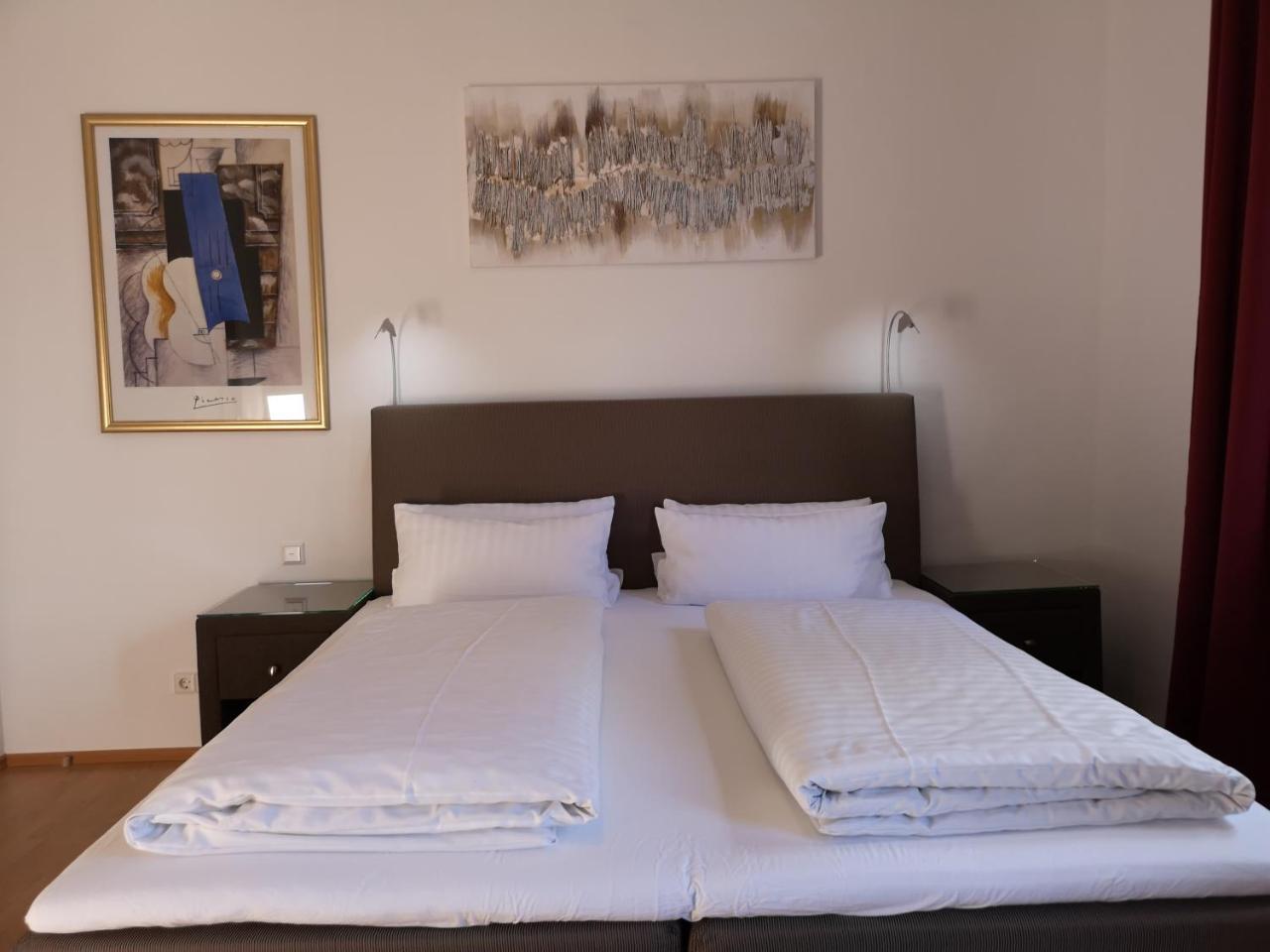 Tuniberg Restaurant Hotel Freiburg im Breisgau Dış mekan fotoğraf